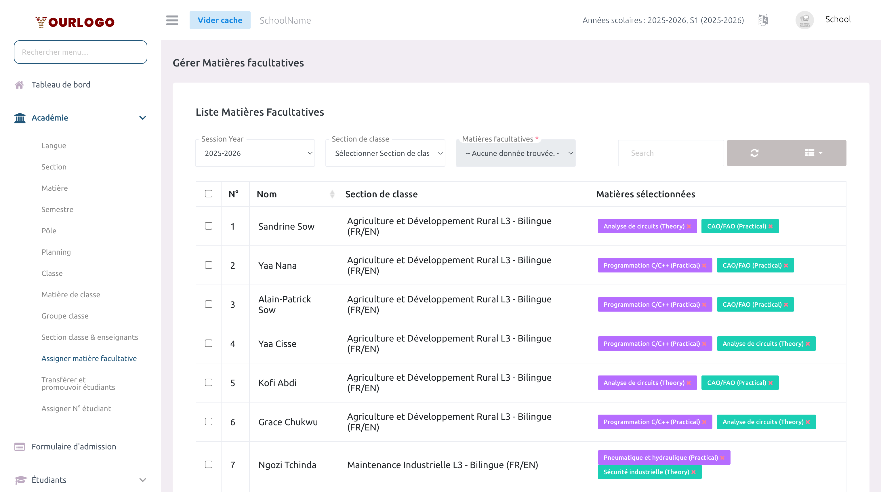 Page d'assignation des matières à option avec sélection de section et tableau d'élèves