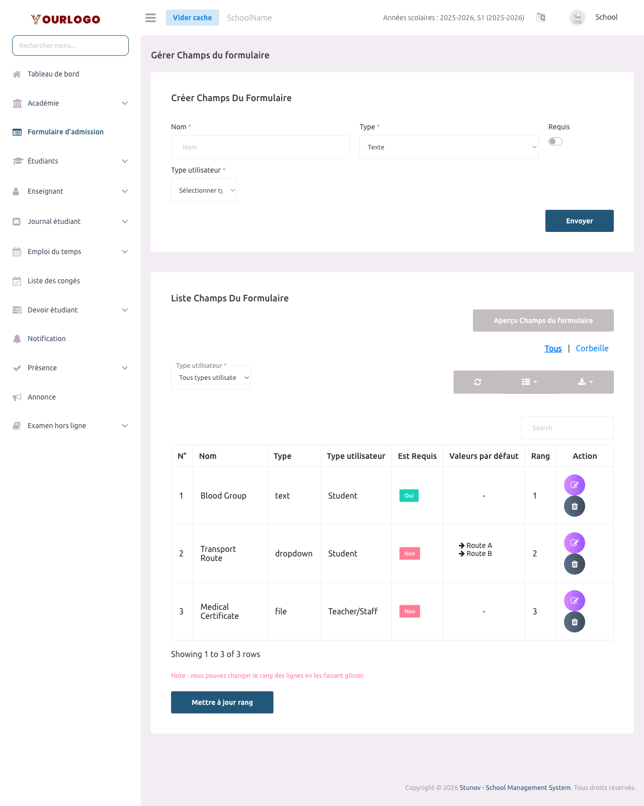 Page des champs personnalisés montrant le formulaire de création et le tableau de liste avec trois champs personnalisés