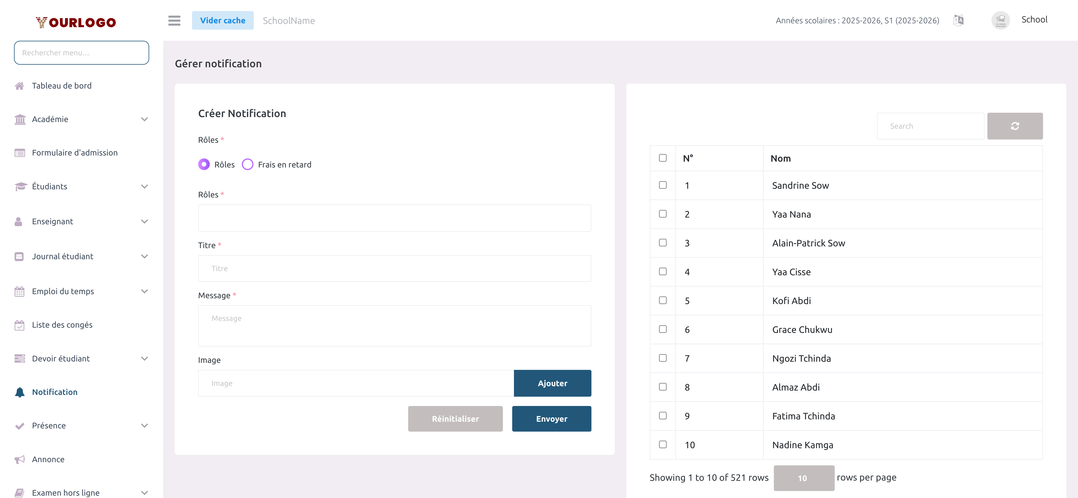 Formulaire de création de notification avec sélection du type, menu déroulant des rôles, titre, message et champs de téléchargement d'image à côté du tableau de sélection des utilisateurs