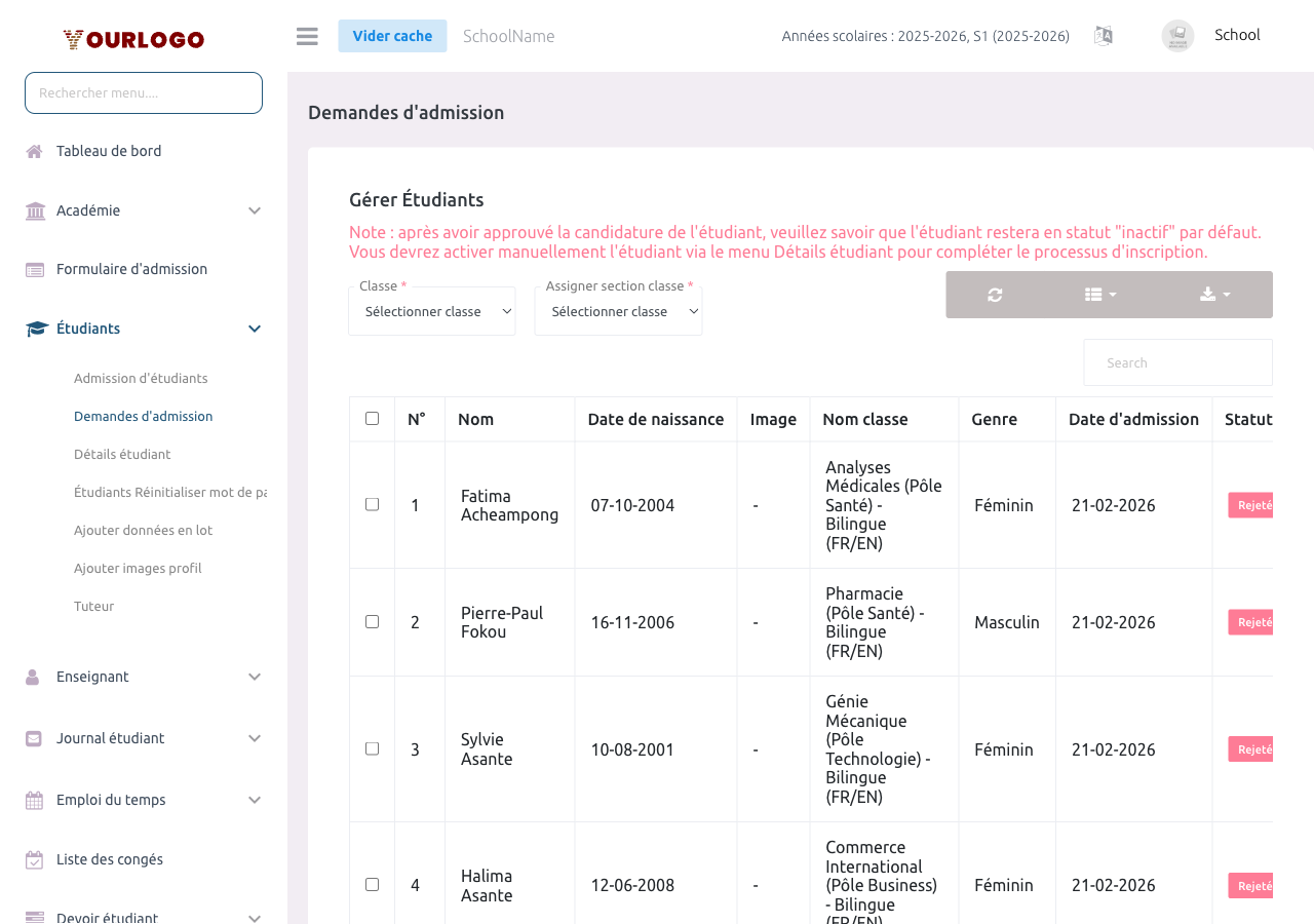 Flux des statuts : Parent soumet → En attente → Admin examine → Approuver ou Rejeter