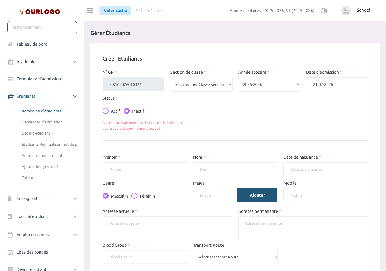 Formulaire d'admission montrant les détails de l'élève, du tuteur et le bouton soumettre