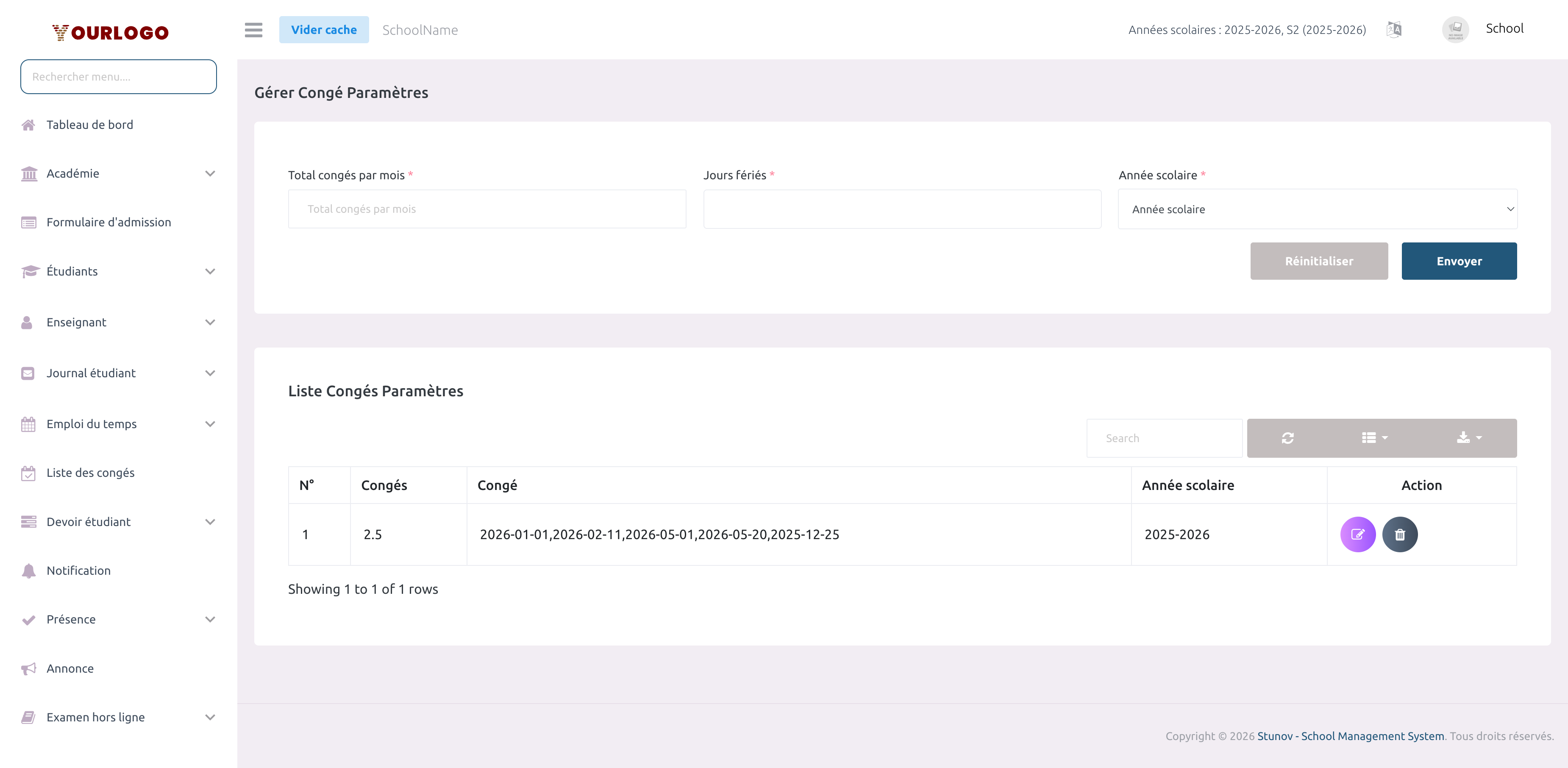 Page des paramètres de congés avec configuration mensuelle et sélection des jours fériés